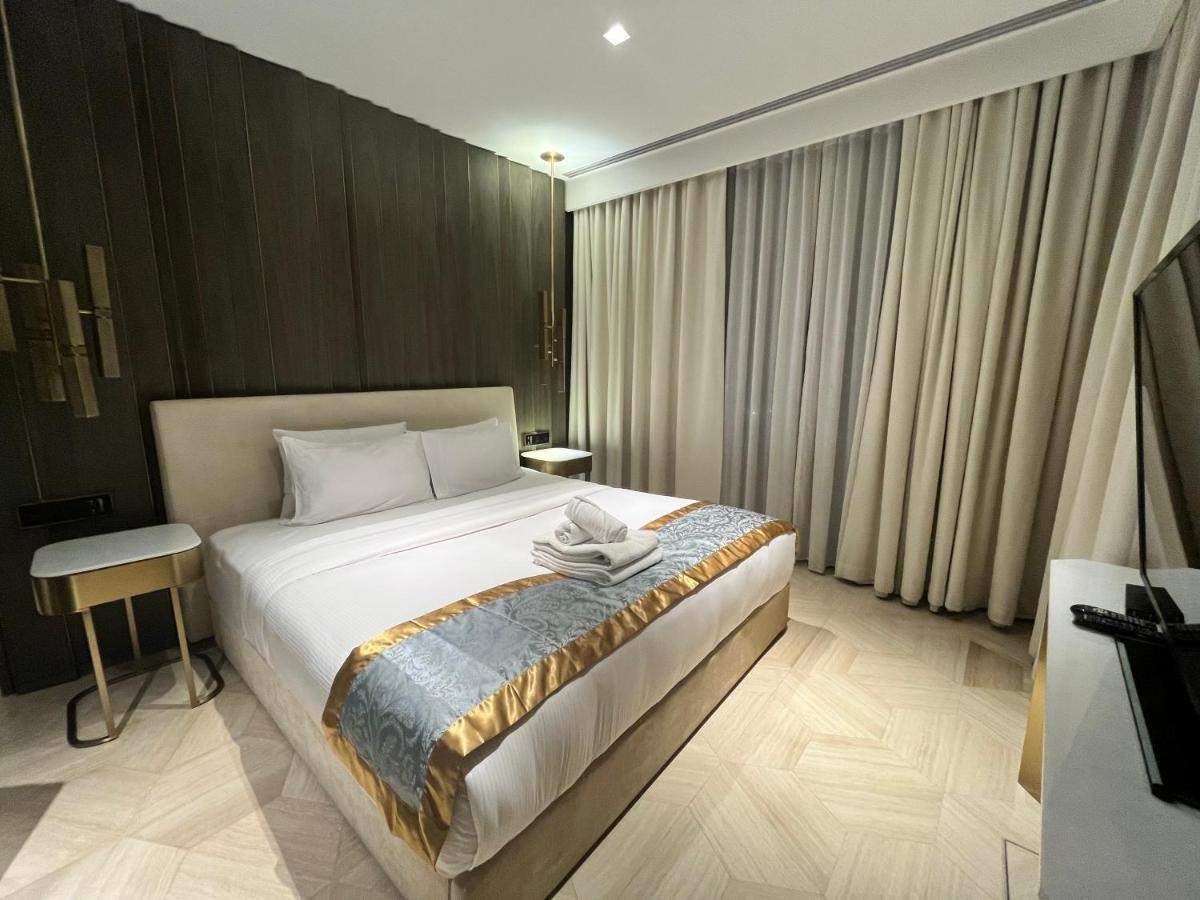 Five Palm Jumeirah - 2 Bedrooms & Maid Room In A Splendid Resort - Modernlux ดูไบ ภายนอก รูปภาพ