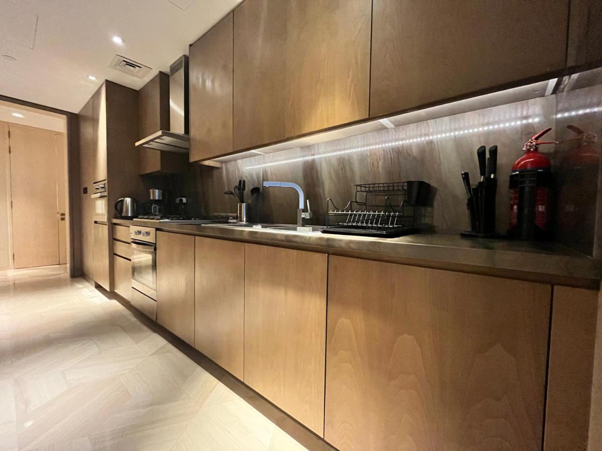 Five Palm Jumeirah - 2 Bedrooms & Maid Room In A Splendid Resort - Modernlux ดูไบ ภายนอก รูปภาพ