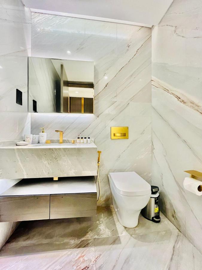 Five Palm Jumeirah - 2 Bedrooms & Maid Room In A Splendid Resort - Modernlux ดูไบ ภายนอก รูปภาพ