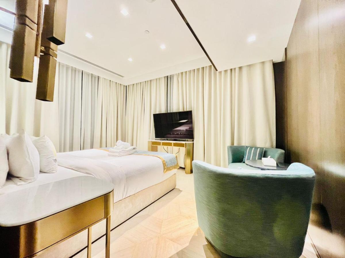 Five Palm Jumeirah - 2 Bedrooms & Maid Room In A Splendid Resort - Modernlux ดูไบ ภายนอก รูปภาพ