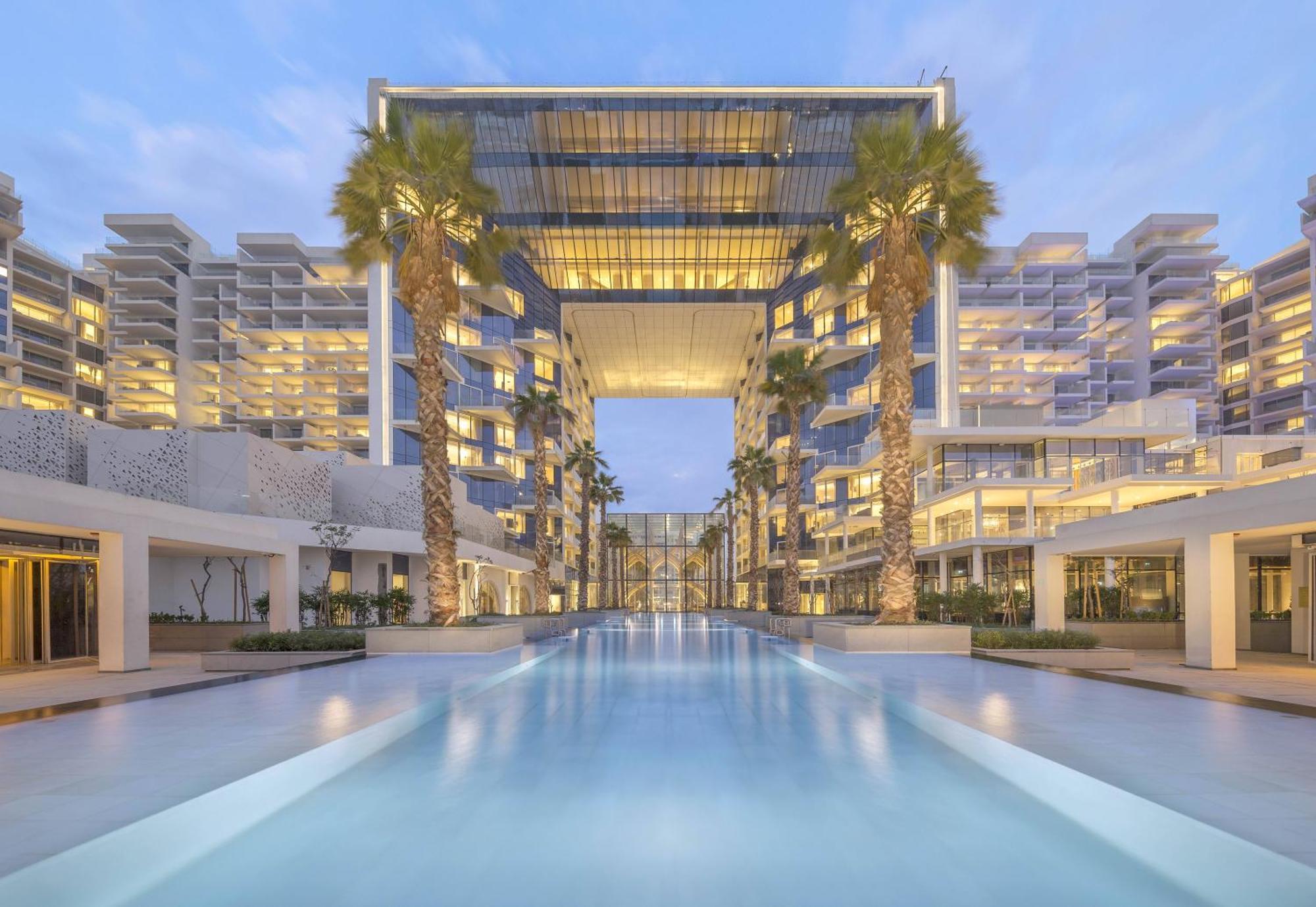 Five Palm Jumeirah - 2 Bedrooms & Maid Room In A Splendid Resort - Modernlux ดูไบ ภายนอก รูปภาพ